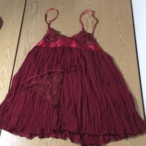 B30 New Womens Lingerie Babydoll with Thong Stretchy Burgundy One Size